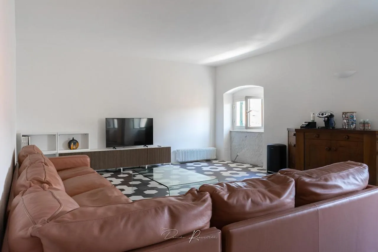 Guest house Affittacamere Al Campanile Sarzana Italy